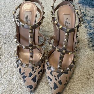 Valentino Women's Tan and Black Studded Heels